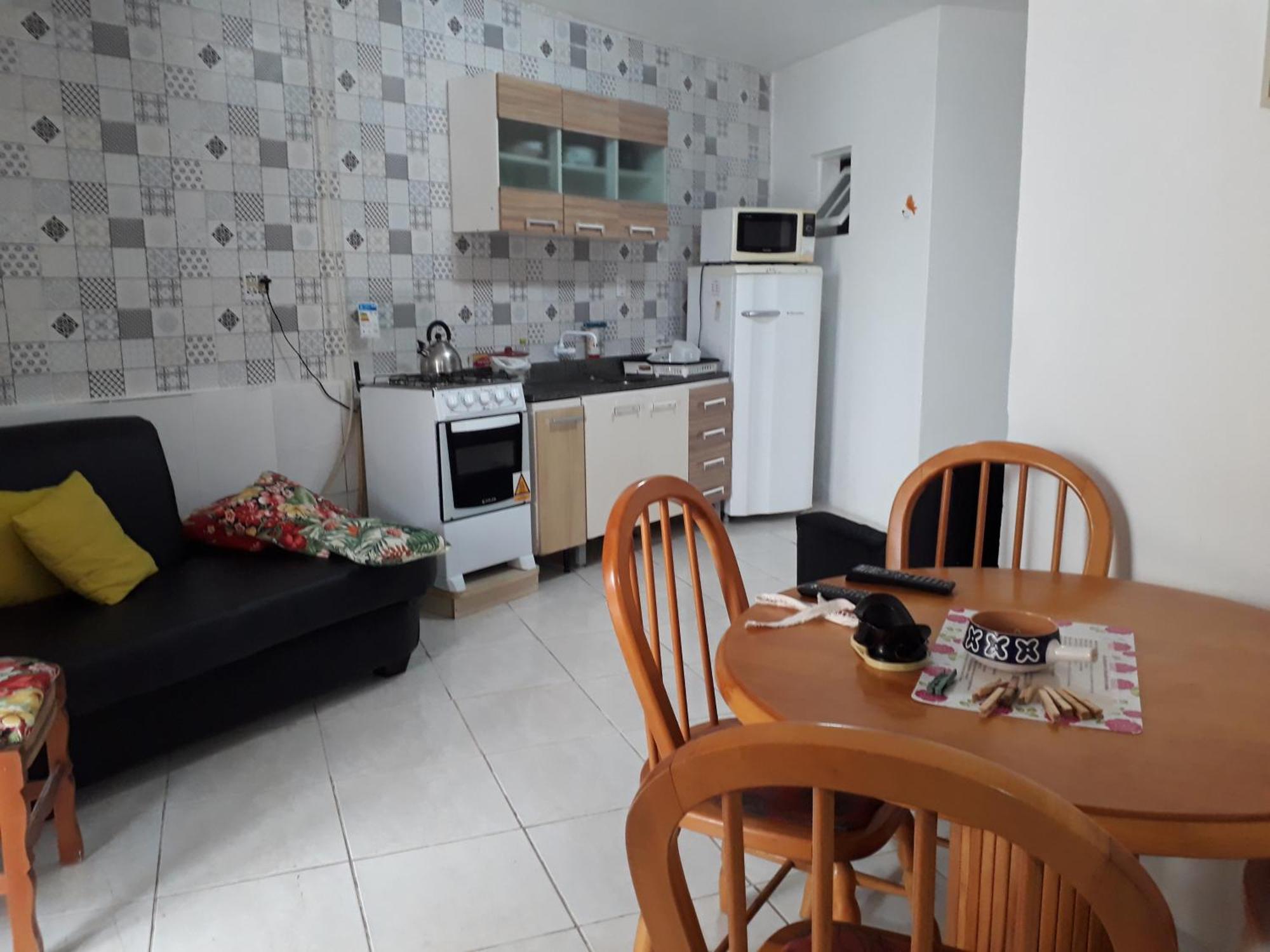 Cozinha Equipada Em Apartamento Para Alugar Em Torres Rs Kamer foto